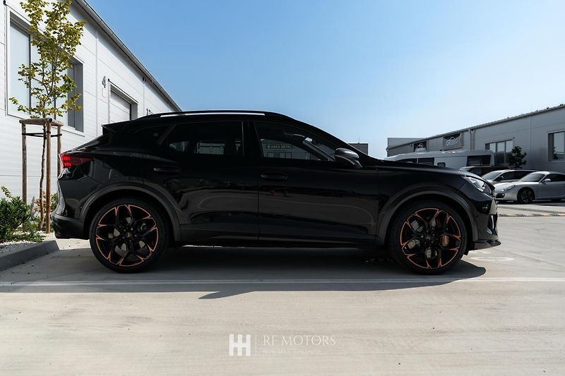 Cupra Formentor (2026) VZ5 390 PS 4Drive, nové - fotka 6 z 30