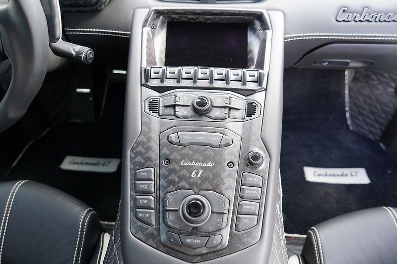 Lamborghini Aventador (2014) Carbonado GT 1600 PS, - fotka 31 z 35