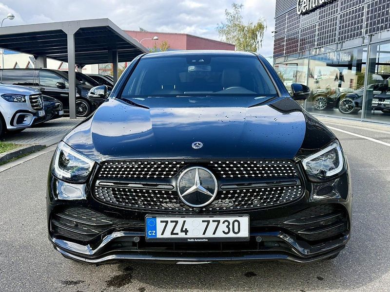 Mercedes-Benz GLC (2023) 200 d 4MATIC kupé - fotka 2 z 45