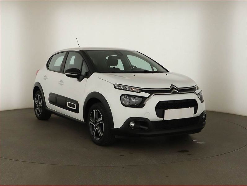 Citroën C3 (2021) Feel 1.2 PureTech, ČR,1.maj - fotografie inzerátu