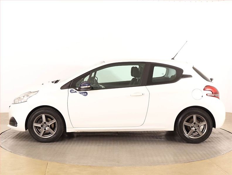 Peugeot 208 (2018) 1.2 PureTech, Serv.kniha - fotka 3 z 15