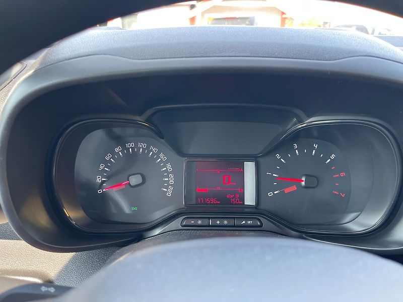 Toyota ProAce 1.5D-4D 75kW*L2H1*CZ*DPH - fotka 11 z 23