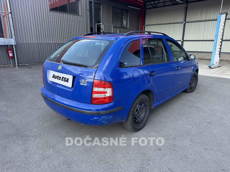 Škoda Fabia (2007) 1.2 HTP 12V, ČR - fotka 2 z 3