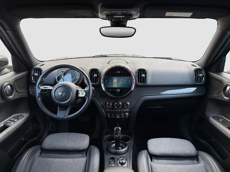Mini Countryman Cooper ALL4 - fotka 4 z 18