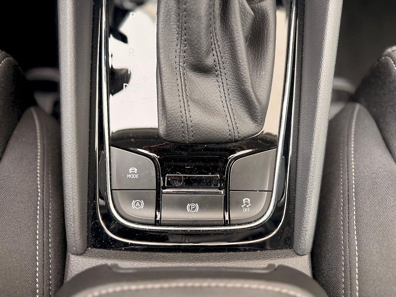 Škoda Karoq (2025) SEL TS 110/1.5 A7F - fotka 31 z 31