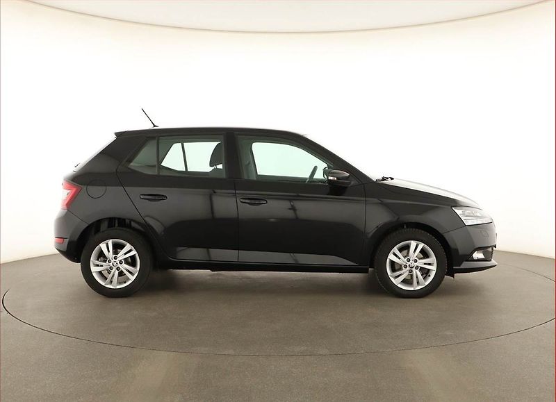 Škoda Fabia (2018) 1.0 TSI, Serv.kniha, Tempomat - fotka 6 z 13