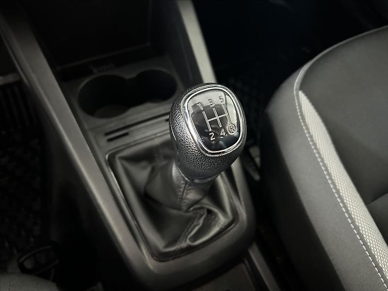 Škoda Fabia 1,0   MPI 55kW,SERVISKA,DPH - fotka 14 z 17