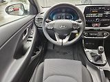 Hyundai i30 1.5i Family, serv.kn., 1.maj. - náhled 13