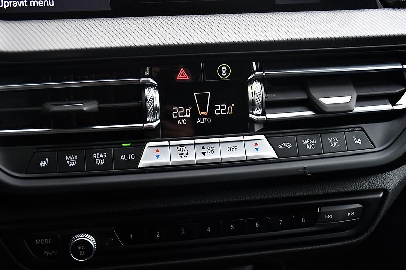 BMW Řada 2 218d M-SPORT 1M ČR ACC - fotka 41 z 45