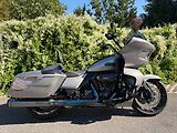 Harley-Davidson FLTRXSE CVO Road Glide (2023) - náhled 1