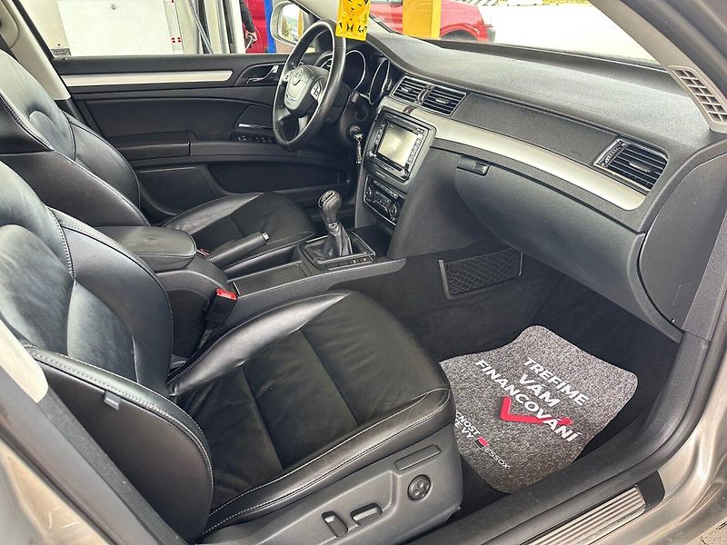 Škoda Superb (2010) 2.0TDi NAVI, XENON,KŮŽE,100%KM - fotka 8 z 15