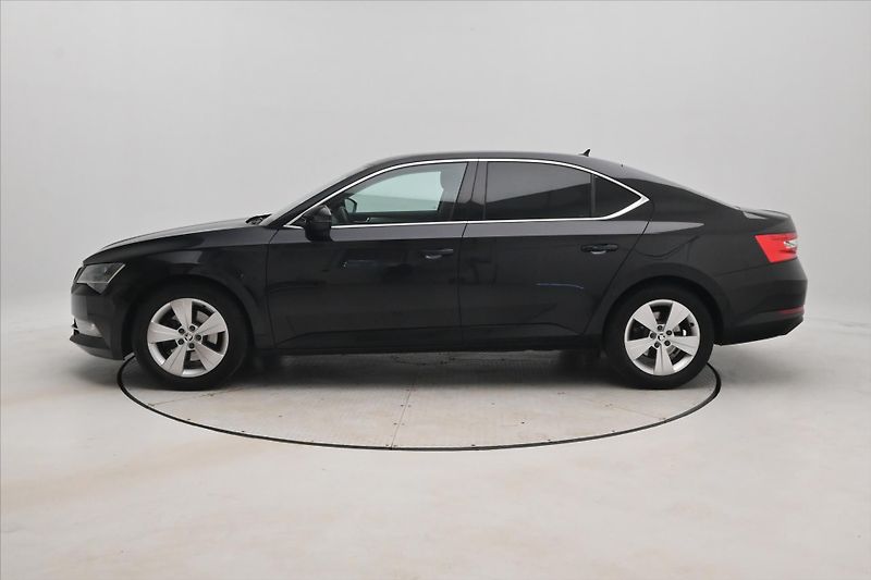 Škoda Superb 2,0 TDI 110 kW DSG Ambition Zá - fotka 8 z 29