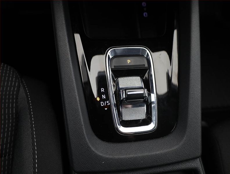 Škoda Octavia (2021) Ambition Plus 2.0 TDI, Automat - fotka 15 z 21