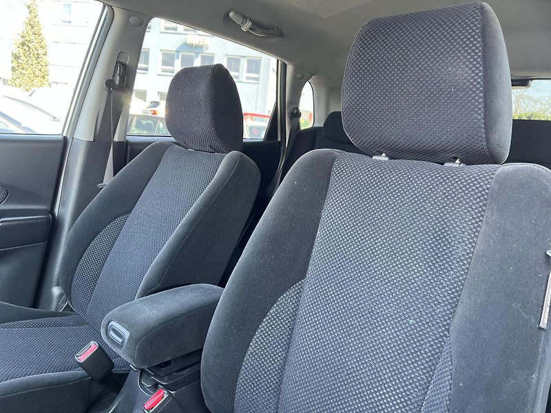Hyundai Tucson 2.0CRDi 4x4 KLIMATIZACE ALU - fotka 10 z 35