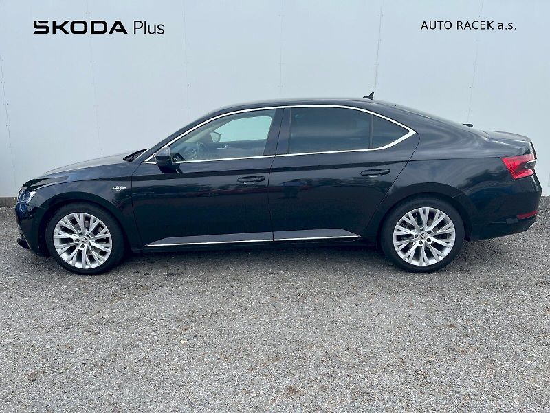 Škoda Superb (2020) 2.0 TDI 147kW L&K 4x4 DSG - fotka 3 z 32