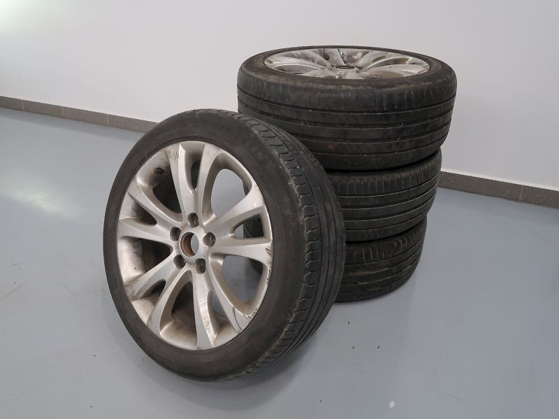 Škoda Superb (2013) ELEGANCE 2.0TDI 103KW 4x4 DSG - fotka 40 z 41