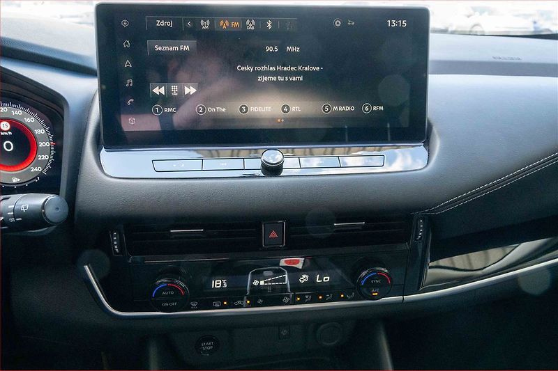 Nissan Qashqai (2023) N-Connecta 1.5 e-Power - fotka 12 z 19