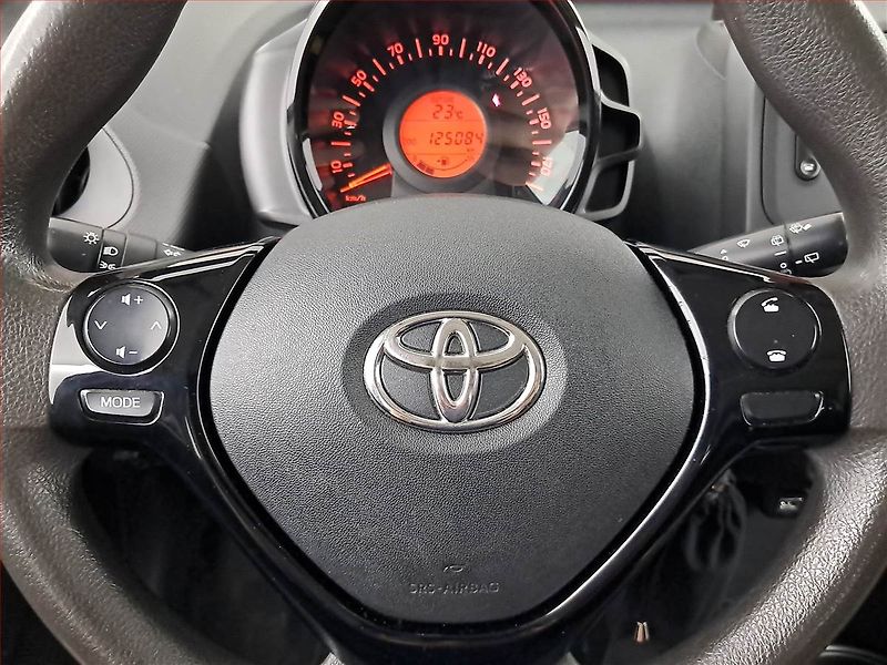 Toyota Aygo (2021) 1.0 VVT-i, LPG - fotka 13 z 14
