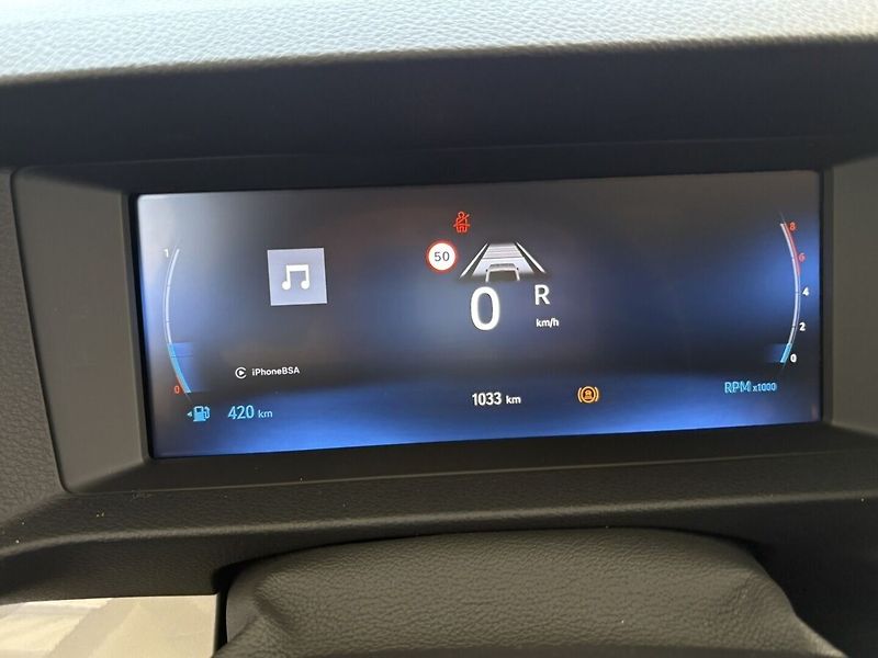 Toyota ProAce Verso 2,2 L1 2,0D AT8 7S VIP - fotka 28 z 37