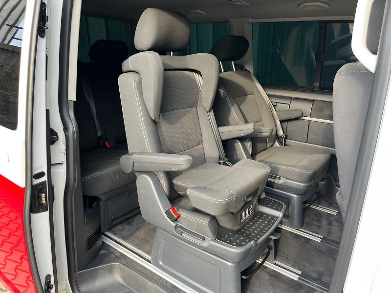 Volkswagen Multivan 110kW DSG Nové rozvody+servis - fotka 11 z 19
