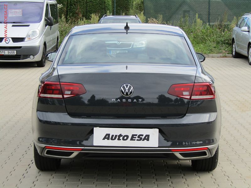 Volkswagen Passat (2021) 2.0TDi, ČR, Elegance, DSG - fotka 5 z 22