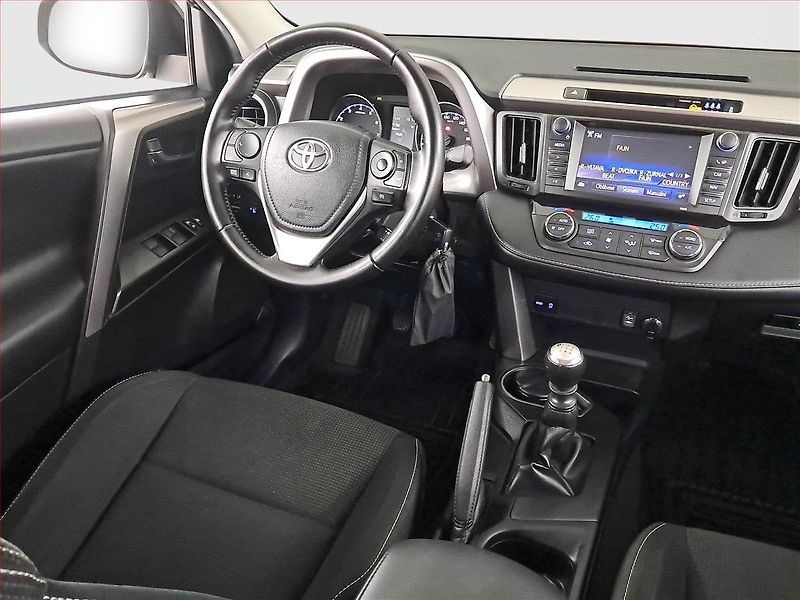 Toyota RAV4 (2016) 2.0 VVT-i, 4X4, Serv.kniha - fotka 7 z 19