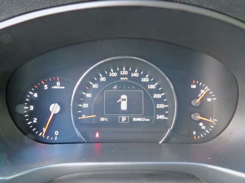 Kia Sorento 2.2CRDi Comfort Tažné ČR DPH - fotka 13 z 31