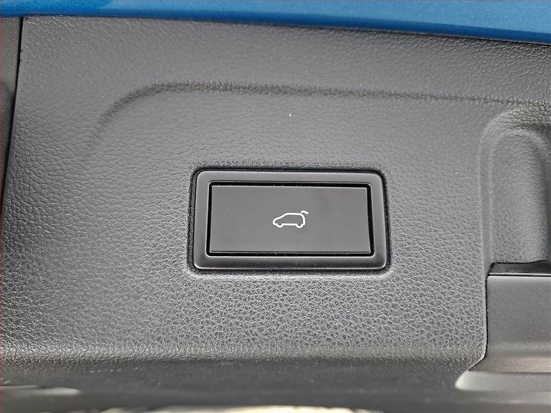Volkswagen Touran (2019) 1.5 TSI - fotka 21 z 21