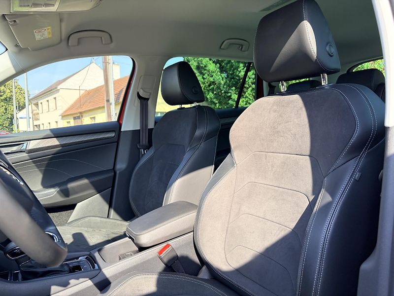 Škoda Kodiaq 2.0TDI STYLE 4x4 MATRIX ČR - fotka 16 z 61
