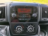 Peugeot Boxer (2020) 4350 L4H2 2.2HDi 140k MAN6 - náhled 17