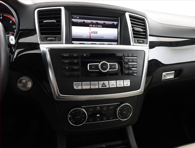 Mercedes-Benz Třídy M (2013) ML 350 BlueTEC, 4X4, Automat - fotka 10 z 20