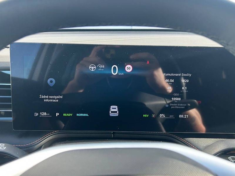 MG HS EXCLUSIVE HEV 1,5TGI - fotka 13 z 23