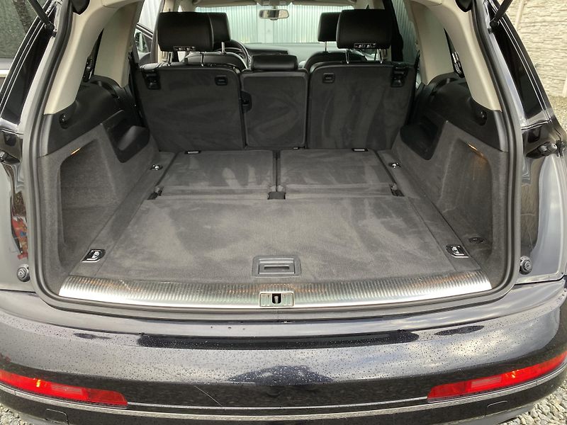 Audi Q7 3.0TDi 4x4 240PS FL 8Q SLINE!! - fotka 102 z 156
