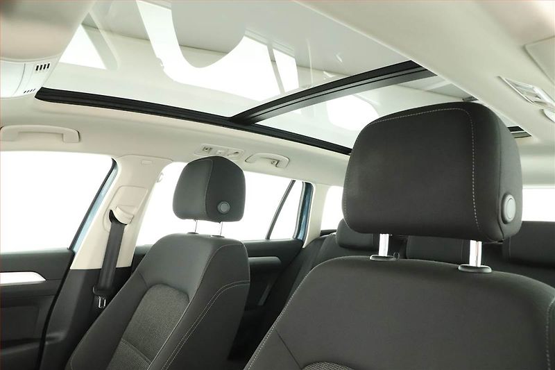 Volkswagen Passat (2015) 2.0 TDI, Automat, Navi - fotka 12 z 20