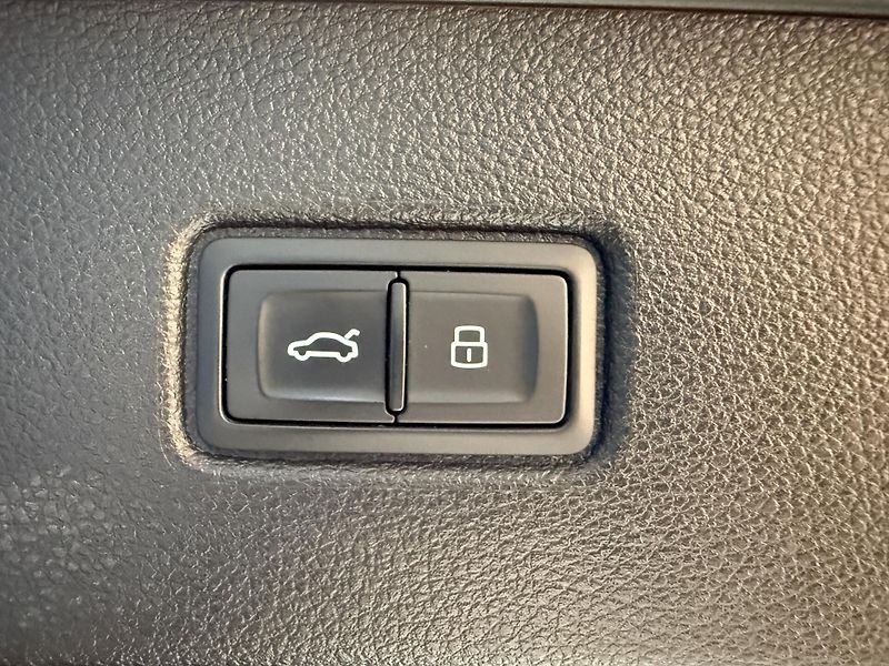 Audi Q7 3.0 55 TFSI quattro tiptronic - fotka 20 z 21