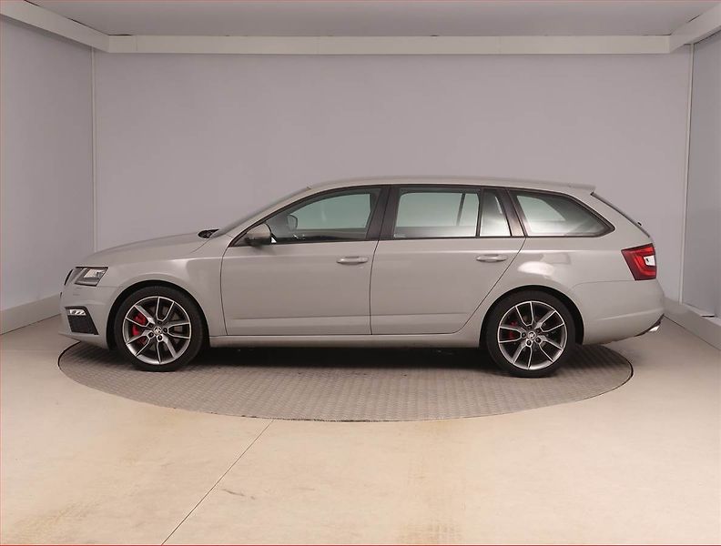 Škoda Octavia (2018) RS 2.0 TSI - fotka 3 z 16