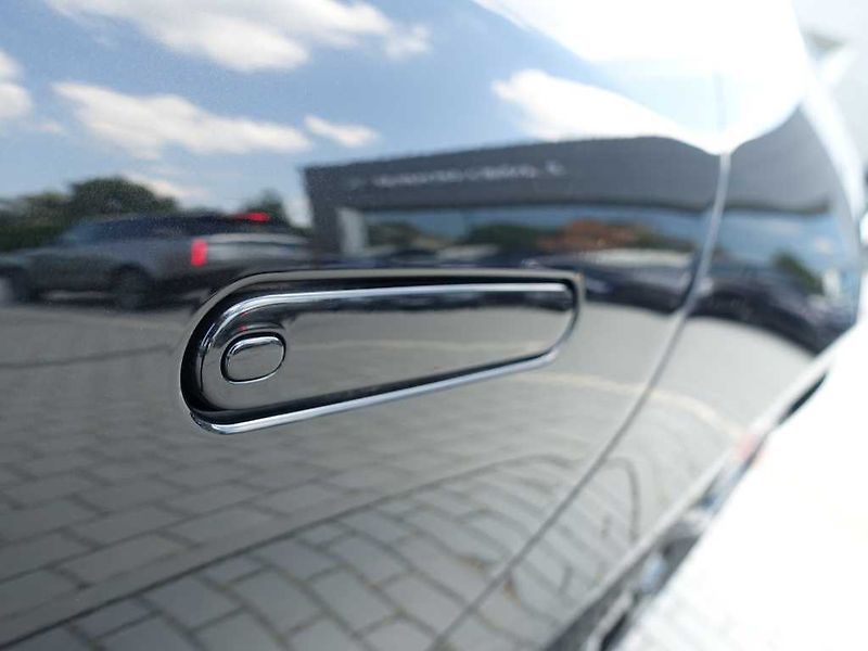 Jaguar F-Type 5,0 V8 75 P450 kabriolet 4x4 - fotka 37 z 38