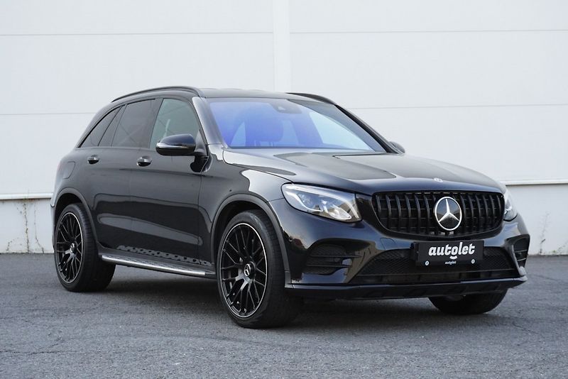 Mercedes-Benz GLC (2019) 300 4MATIC AMG - fotka 1 z 32