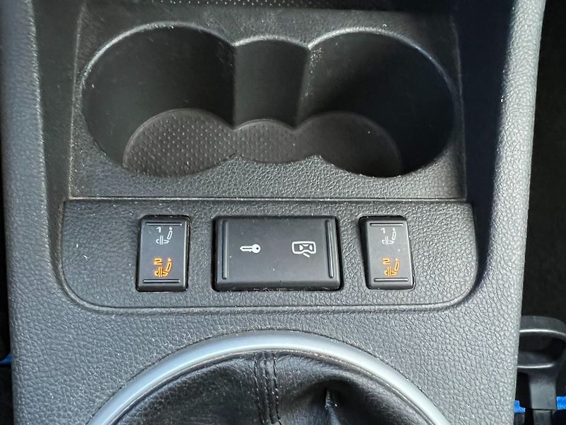 Škoda Fabia (2009) 1.4i 16V 63kW climatronic - fotka 17 z 23