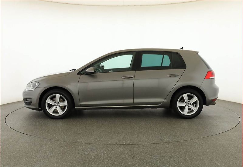Volkswagen Golf (2013) 1.4 TSI, Serv.kniha, Navi - fotka 3 z 16