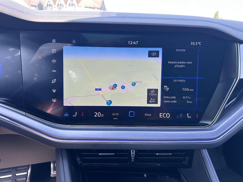 Volkswagen Touareg R 3.0 TSI 250kW - fotka 12 z 21