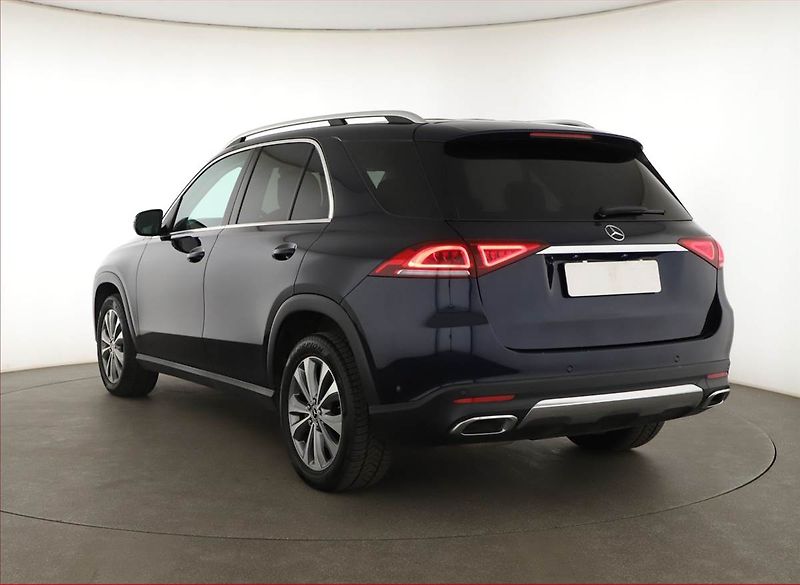Mercedes-Benz GLE (2022) 300 d - fotka 4 z 20