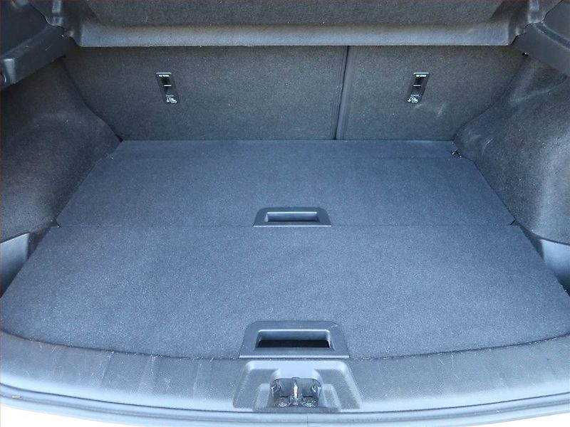 Nissan Qashqai (2019) 1.3 DIG-T, Navi, Tempomat - fotka 13 z 17
