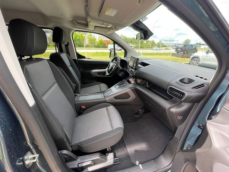 Toyota ProAce City Verso 1.5 D-4D A/T VIP 7S - fotka 26 z 29