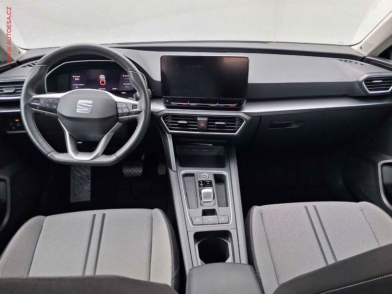 Seat Leon (2021) 2.0 TDi, Style, DSG, +kola - fotka 8 z 21