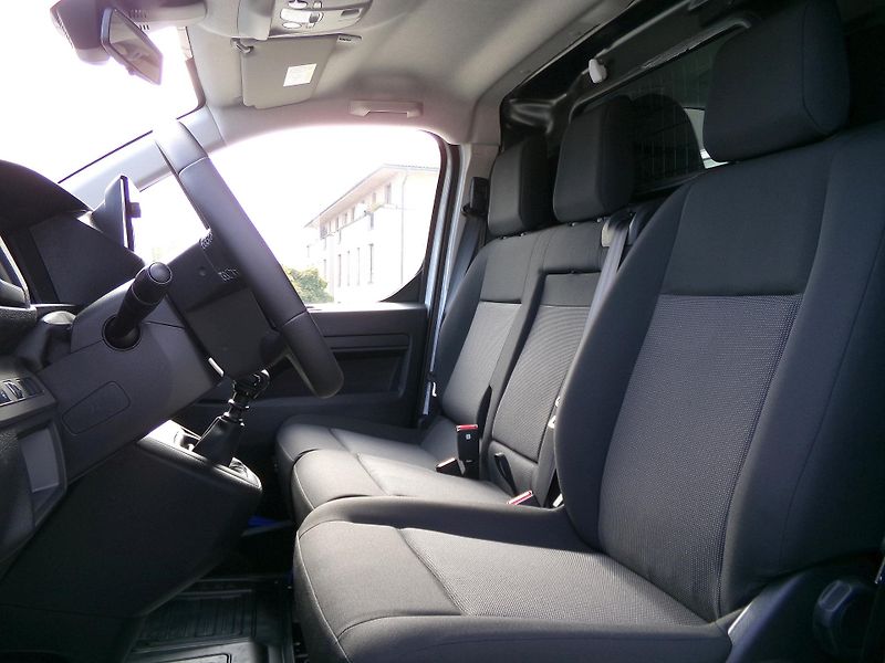 Toyota ProAce (2025) L1 ACTIVE MULTI NAVI 1,5D  - fotka 8 z 13