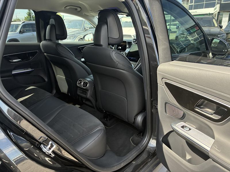 Mercedes-Benz GLC (2025) 220d 4MATIC - fotka 9 z 15