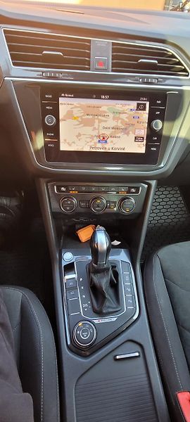 Volkswagen Tiguan (2018) 1,4TSi 110kW DSG 4×4 Highline  - fotka 35 z 49