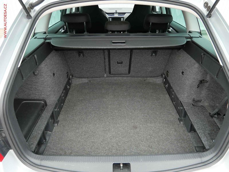 Škoda Octavia (2015) 2.0TDi, DSG, navi, bixen - fotka 7 z 19