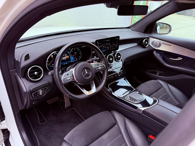 Mercedes-Benz GLC 300d 4Matic Coupe, ČR, Distron - fotka 19 z 36